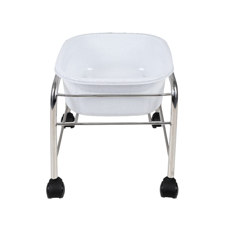 Straight pedicure tray with chrome wheels