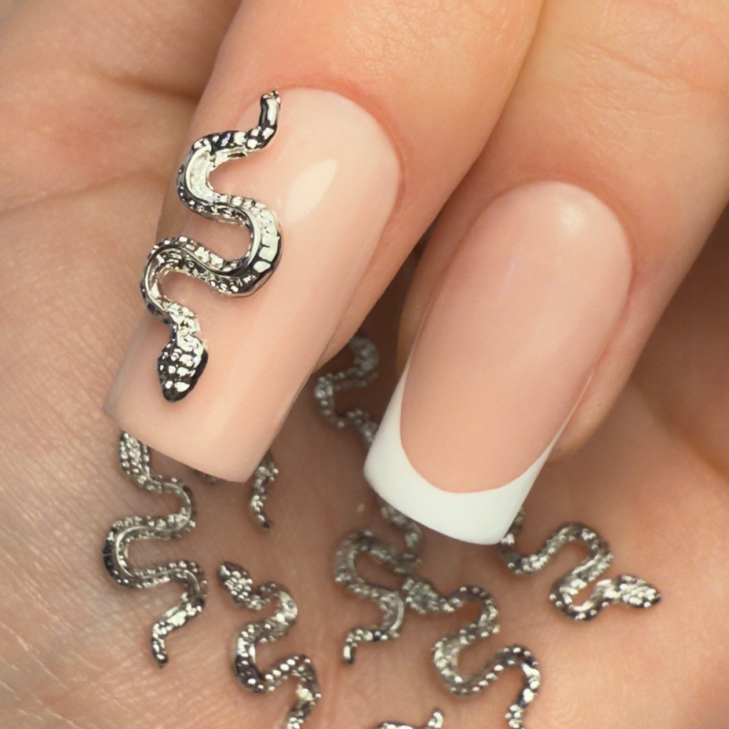 3D käärmeet kynsille Molly Nails – SZ-154 – 10 kpl