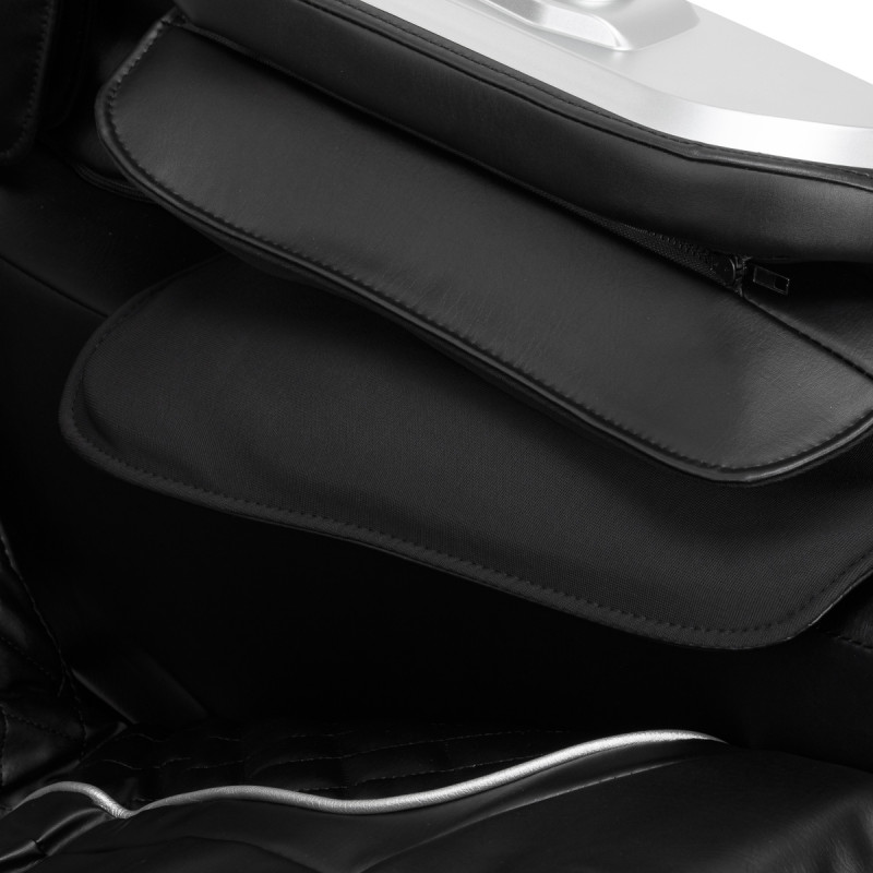 Sakura Prime 108 massage chair black